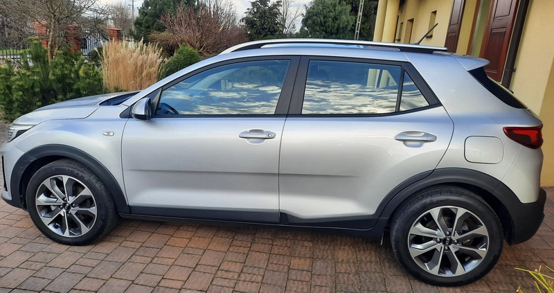 Kia Stonic cena 54900 przebieg: 64000, rok produkcji 2020 z Podkowa Leśna małe 211